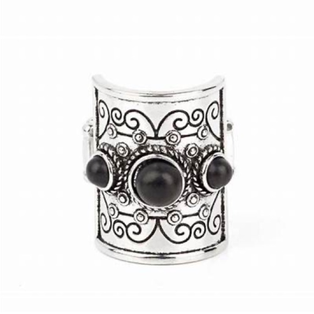 ❣️Silver three black stone ring❣️*